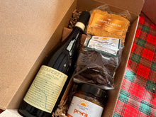 Carica l&#39;immagine nel visualizzatore di Gallery, Christmas Box
